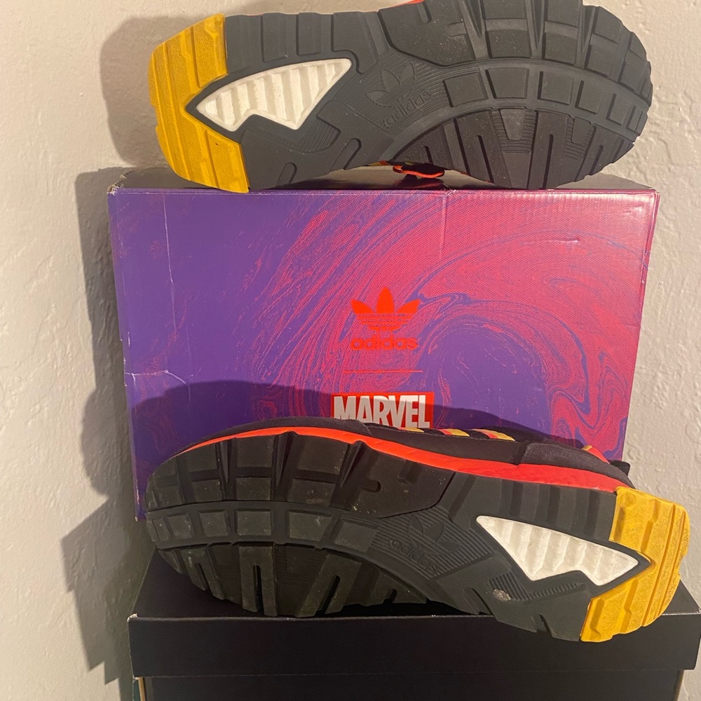 Mens Adidas ZX - Picture 5 of 5